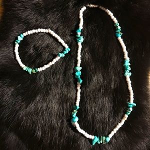 White and Coral Blue Choker and Bracelet MAGNETIC